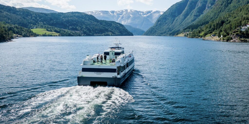 Hardangerfjord cruise